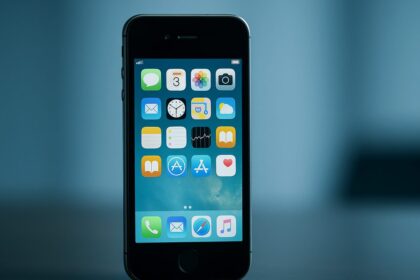 Atualização de segurança da Apple para iOS antigo contra exploit Coruna WebKit